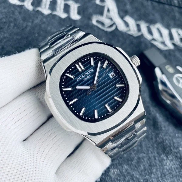 PATEK PHILIPPE NAUTILUS SILVER BLUE SRK EDITION - Image 4