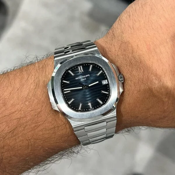 PATEK PHILIPPE NAUTILUS SILVER BLUE SRK EDITION - Image 2