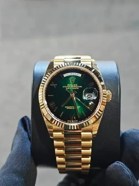 ROLEX GOLD GREEN DAYDATE - Image 3