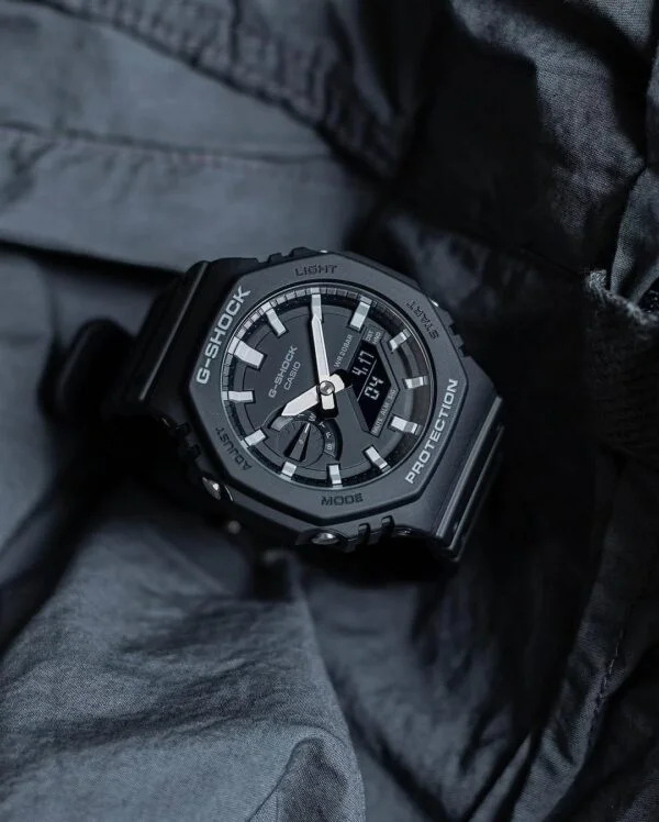 CASIO G SHOCK GM2100 FULL BLACK SPIKE WHITE - Image 3