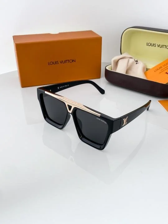 LOUIS VUITTON 1502 GOLD BLACK PREMIUM SUNGLASS - Image 6